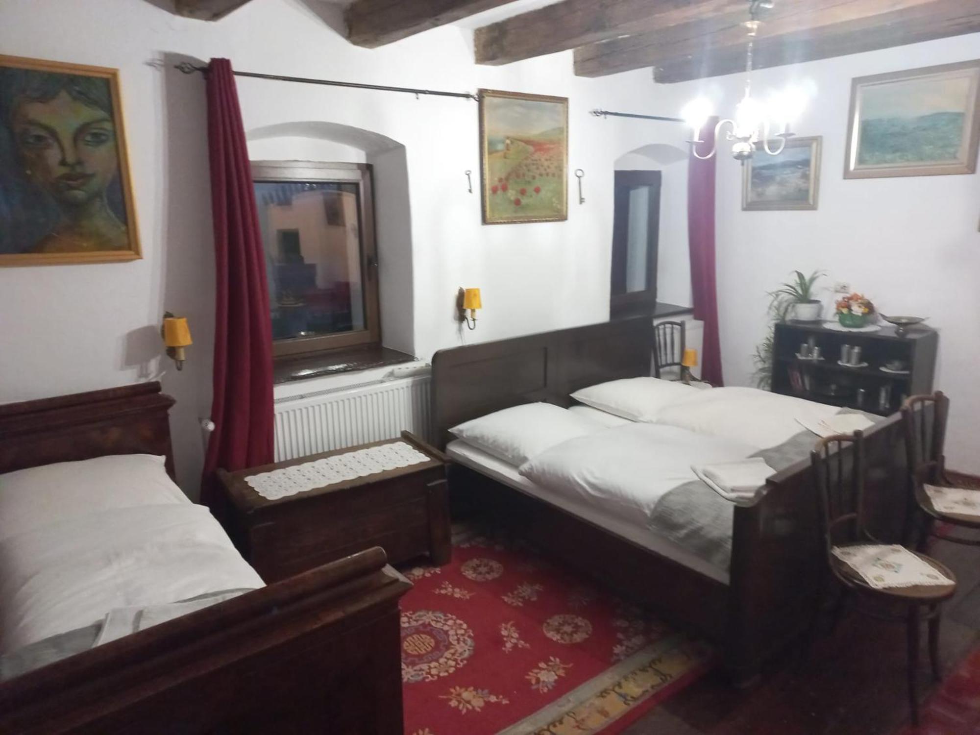 La Amadeus & Monica Hotel Minis Luaran gambar
